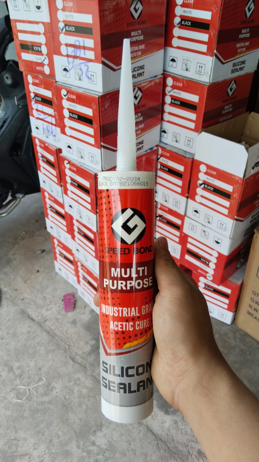 LEM BOTOL SILICONE BLACK SPEEDBOND